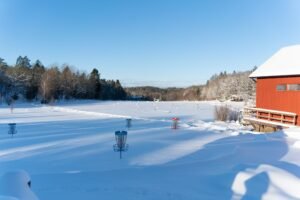 Ale Loge i vinterlandskap