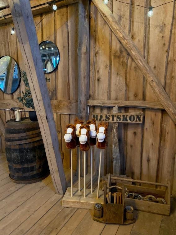 Femkamp med westerntema i Ale Loge